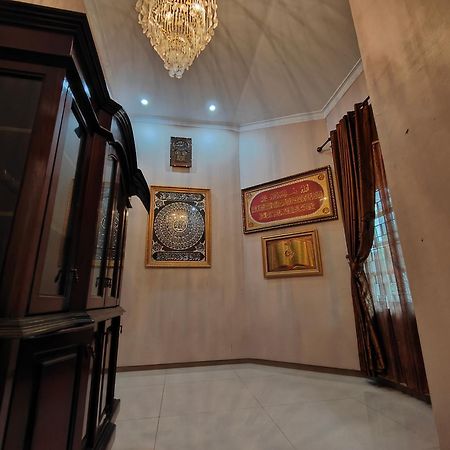 De Hanami Homestay Setrayasa Cirebon Exterior foto